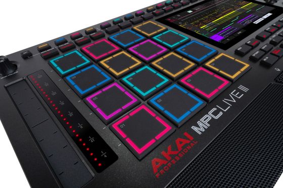 Akai Professional MPC Live III - Elevator Future of Music