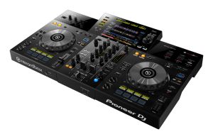 241676 Pioneer XDJ-RR - Perspektive