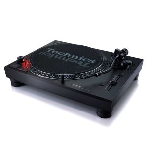 Technics SL-1210 MK7 (Retoure)