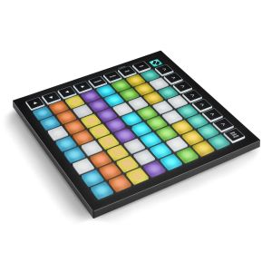 243415 Novation Launchpad Mini MK3 - Perspektive