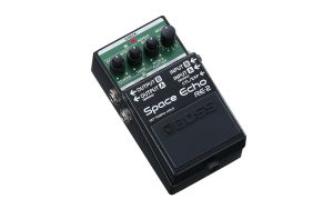 246215 Boss RE-2 Space Echo Digital Delay - Perspektive