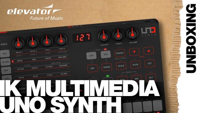 IK Multimedia UNO Synth - Synthesizer - Unboxing