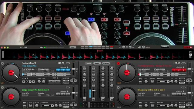 Numark N4: Virtual DJ