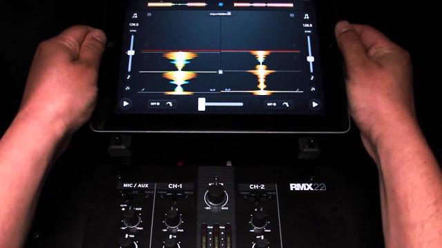 Reloop RMX-22i & 33i DJ Scratch/Battle Mixer - How To Connect Your Tablet/Smartphone (Tutorial)