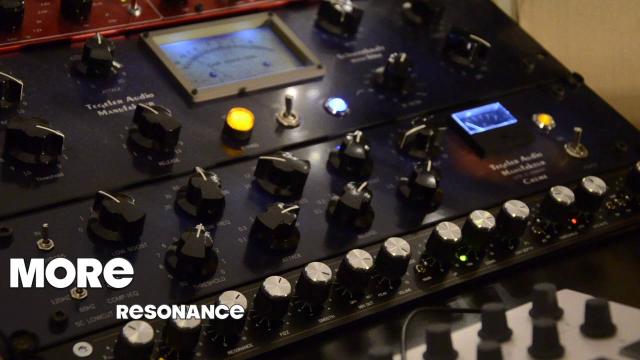 MODE MACHINES OMF-1 (Oakley Moog Filter) Bass & Lead Demo
