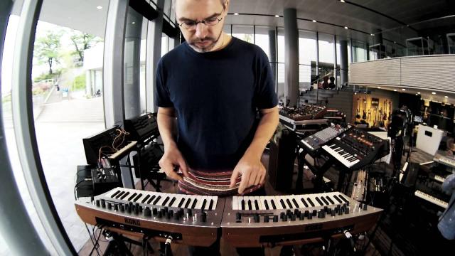 Marcus Henriksson of Minilogue plays KORG minilogue
